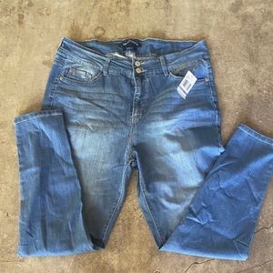 COPY - Wallflower Ultra Fit Skinny Jeans